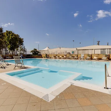 La Baia Del Sole Apartment Torre Grande