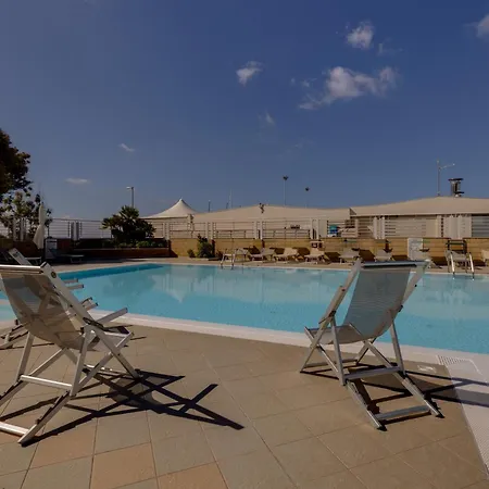 La Baia Del Sole Apartment *