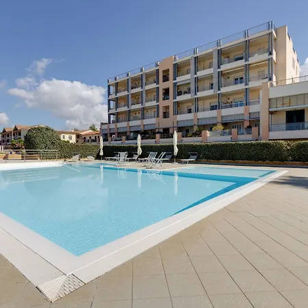 Apartment La Baia Del Sole *